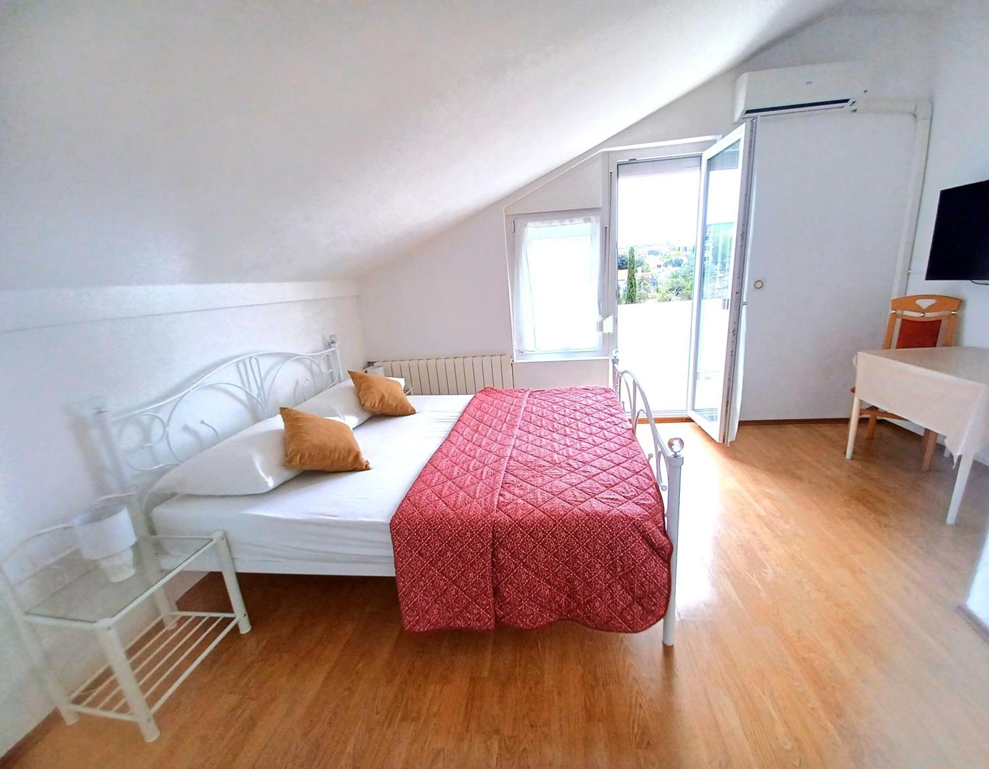 Guesthouse Cecilia 2 Malinska Luaran gambar