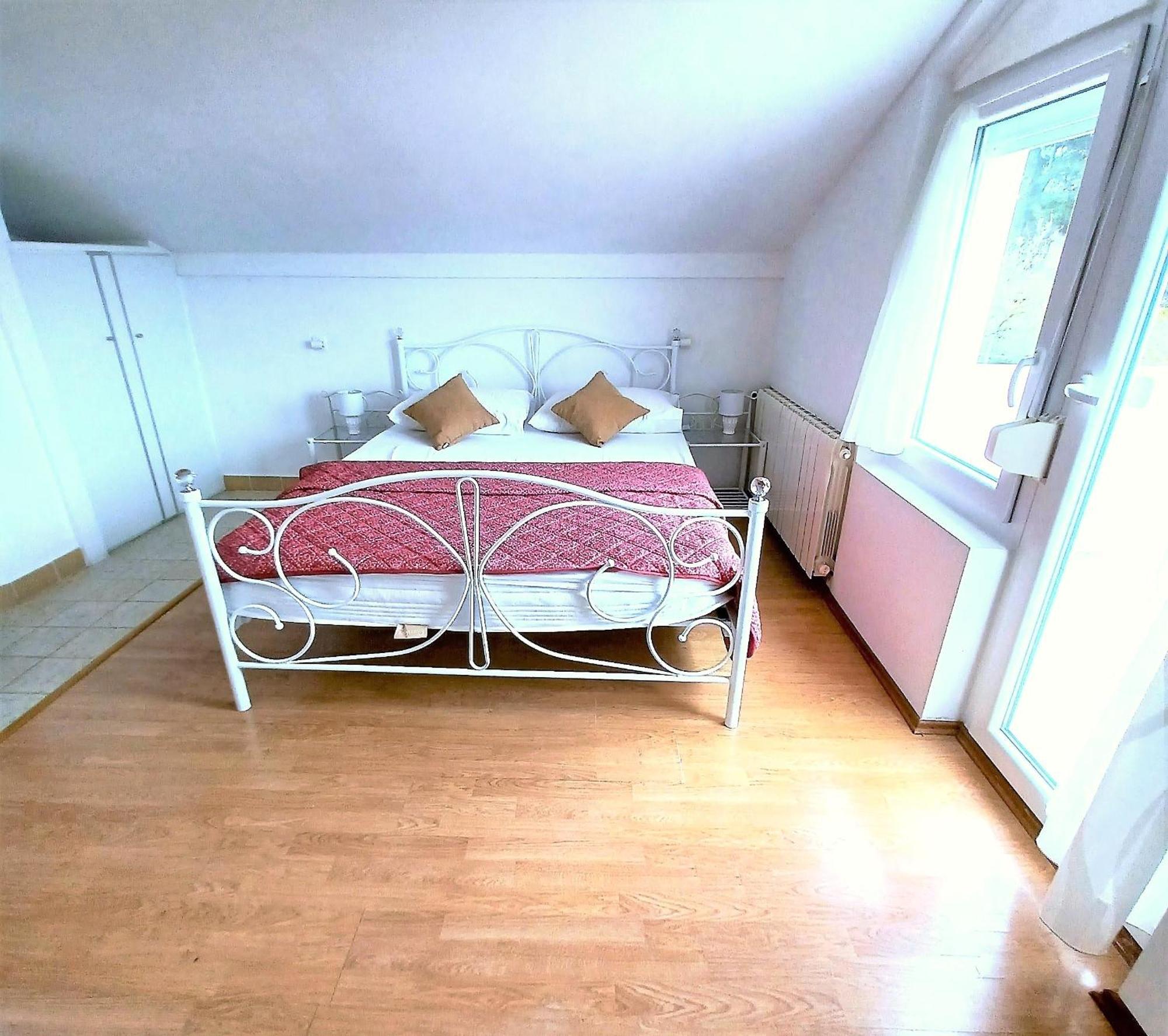 Guesthouse Cecilia 2 Malinska Luaran gambar