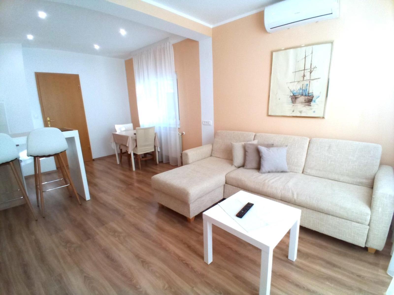 Guesthouse Cecilia 2 Malinska Luaran gambar