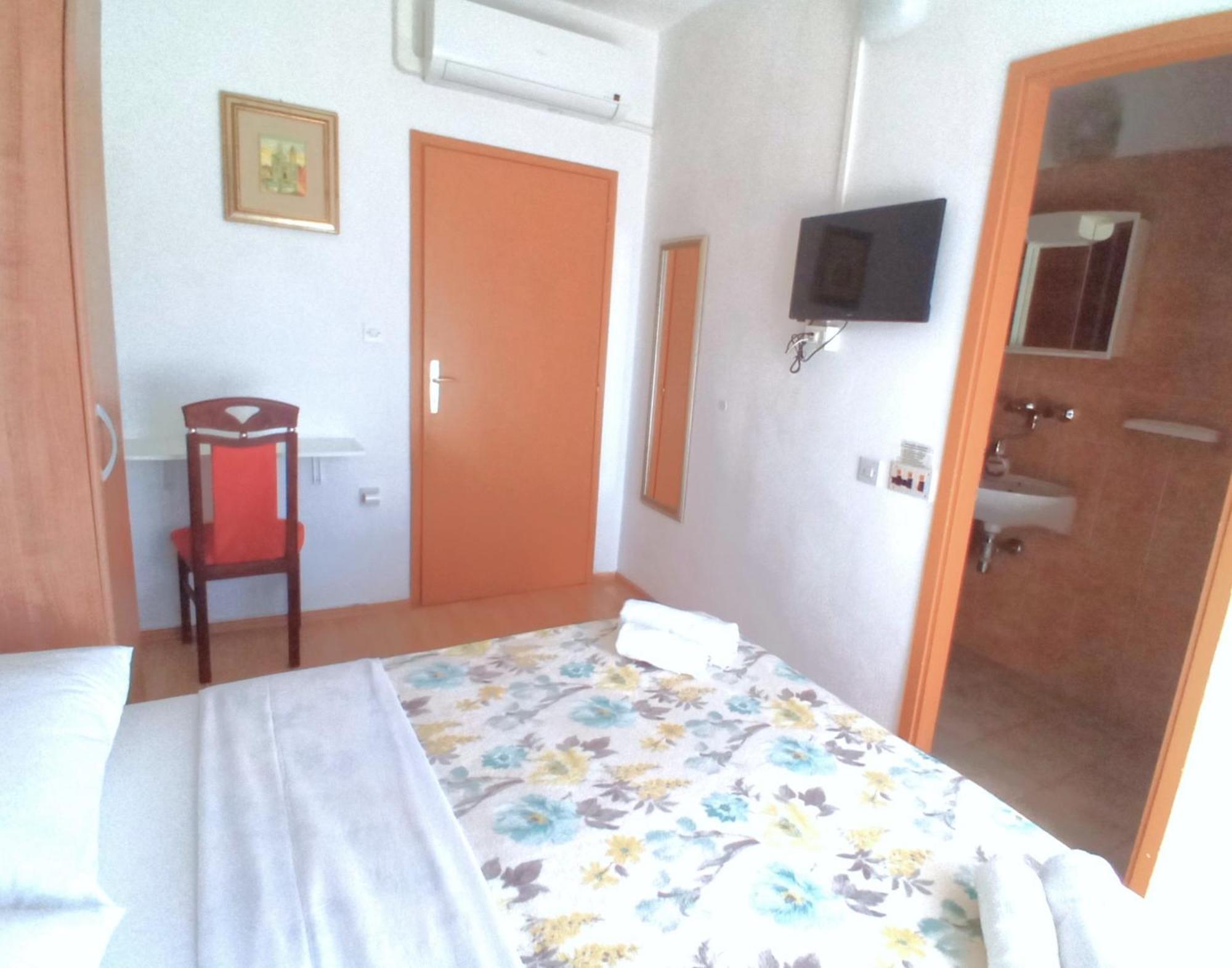 Guesthouse Cecilia 2 Malinska Bilik gambar